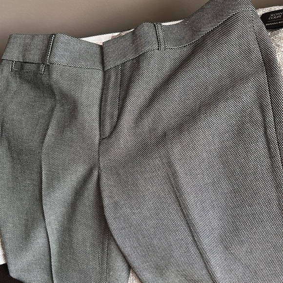 Banana Republic grey ankle pants - Picture 9 of 14
